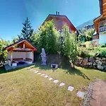 Chalet Majestic With Indoor Pool