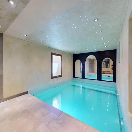 Chalet Majestic With Indoor Pool