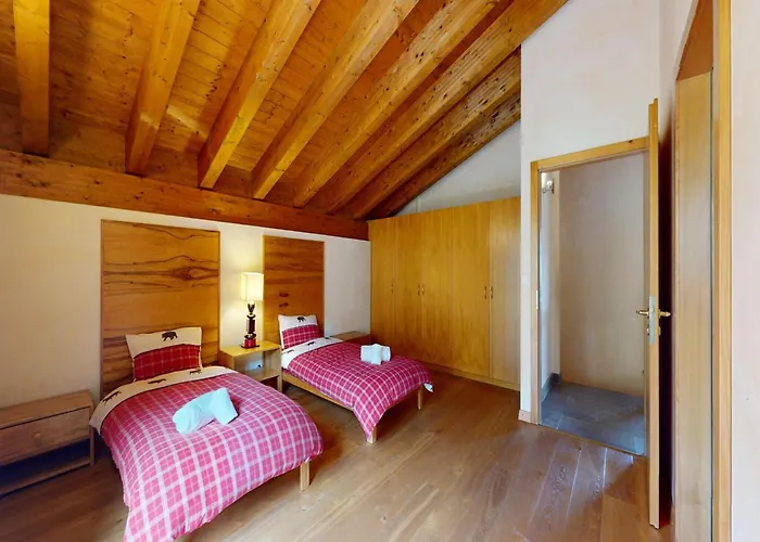 木屋 Majestic With Indoor Pool 南达